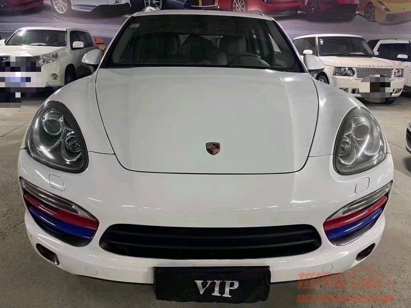 济宁13年保时捷卡宴1