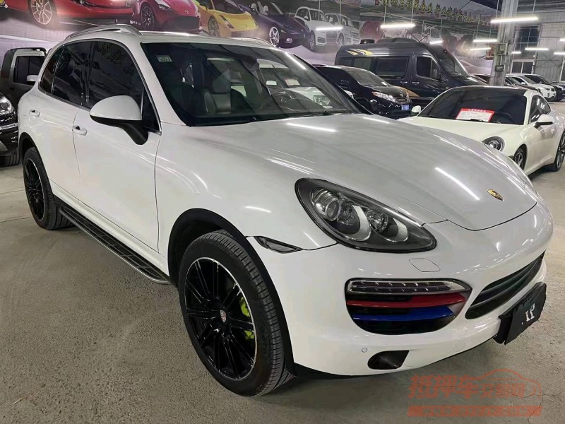 济宁13年保时捷卡宴2