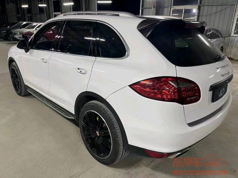 济宁13年保时捷卡宴7