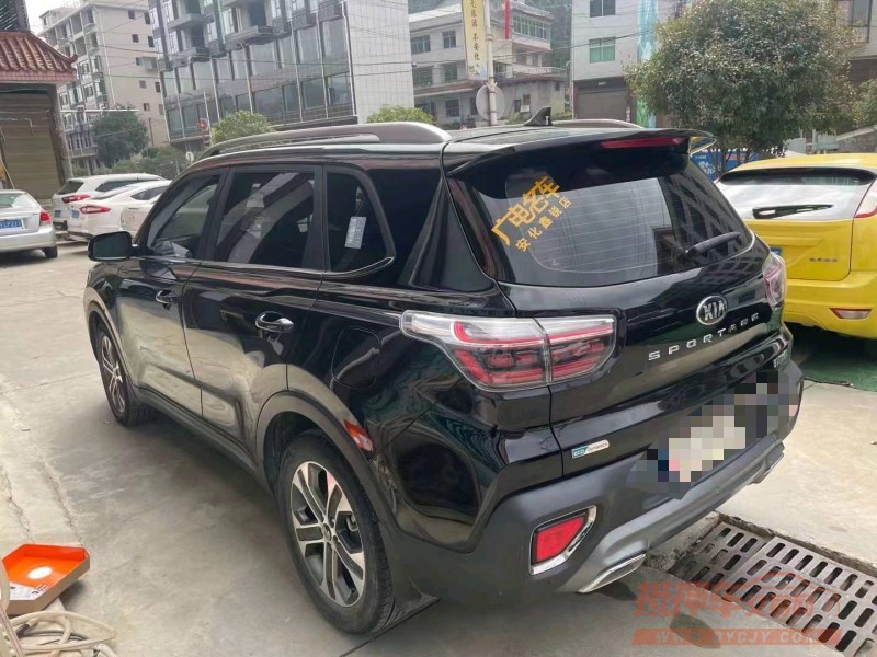 益阳20年起亚智跑3