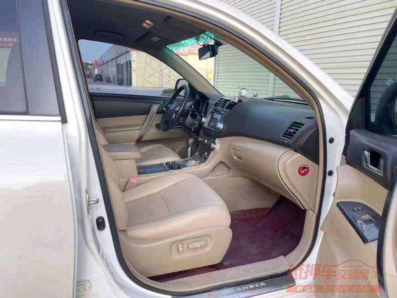济南11年丰田汉兰达6