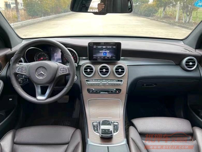 盐城19年奔驰GLC4