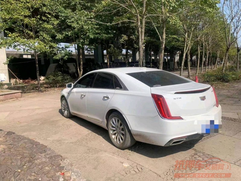 嘉兴18年凯迪拉克XTS9