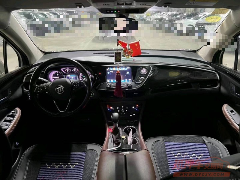 济宁19年别克昂科威4