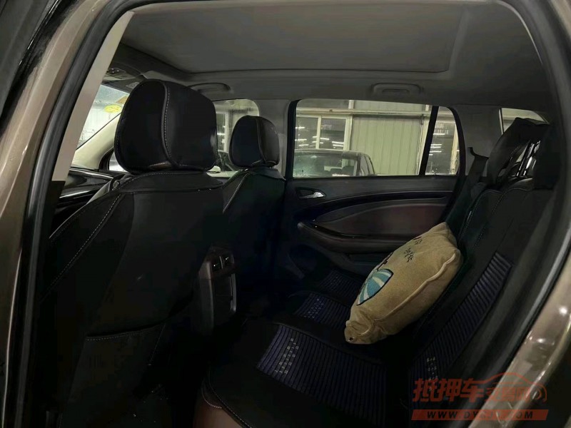 济宁19年别克昂科威6