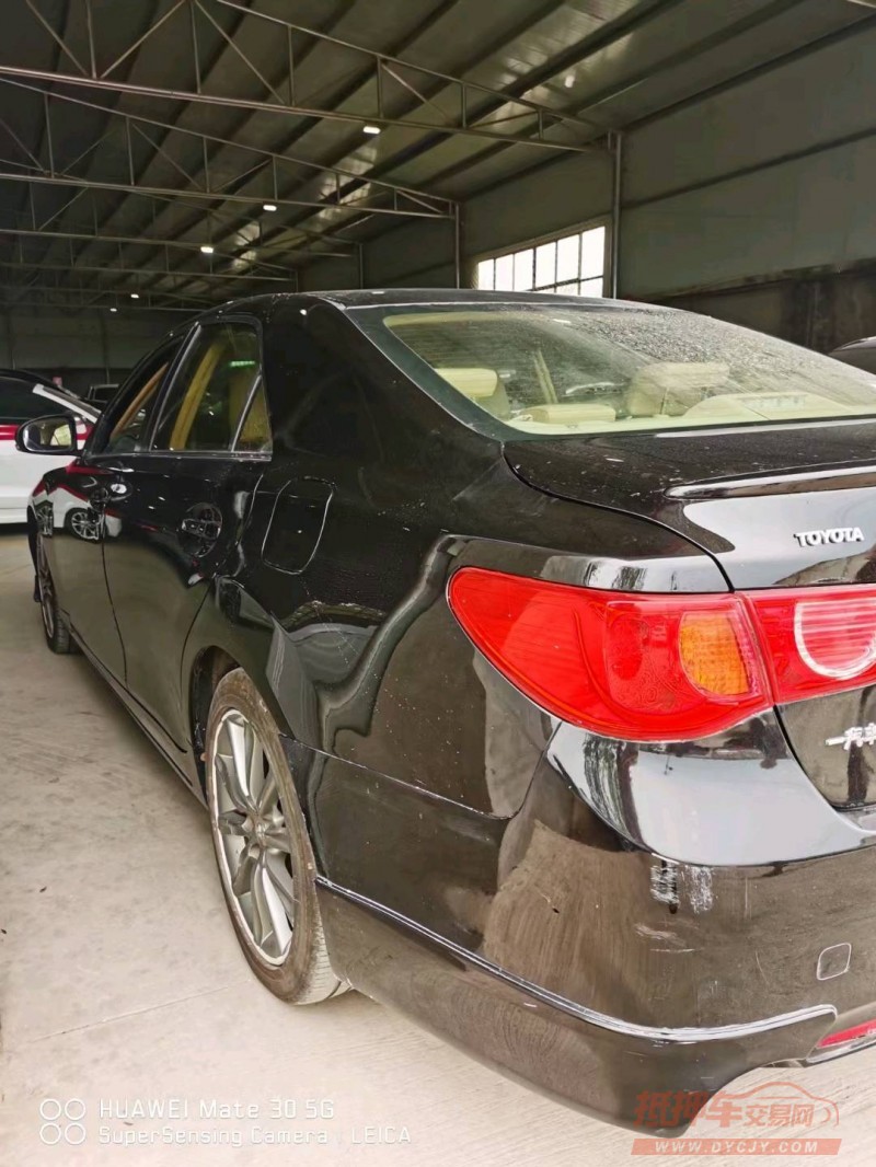 保定13年丰田锐志4