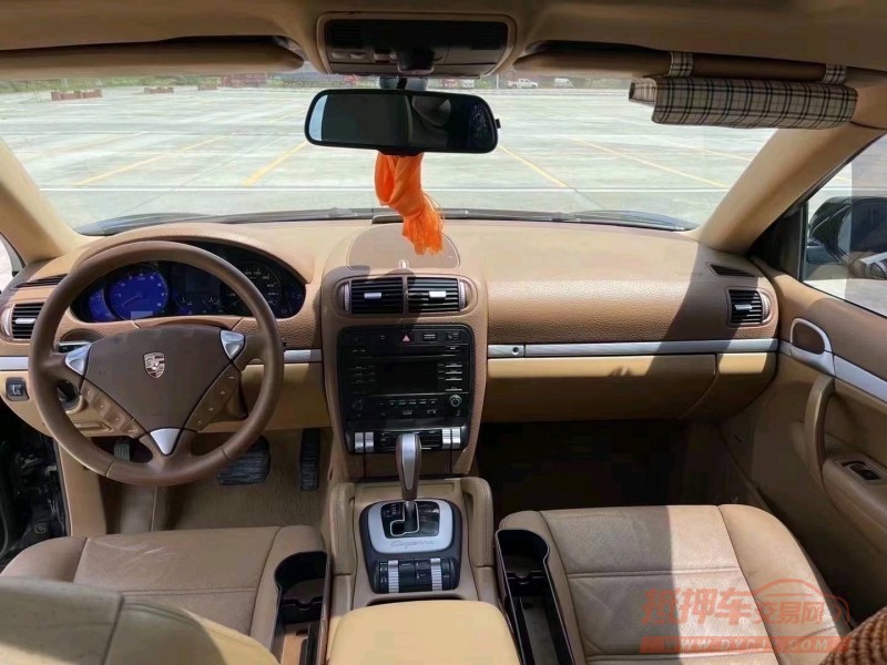 济南09年保时捷卡宴5