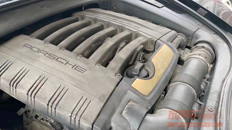 济南09年保时捷卡宴1