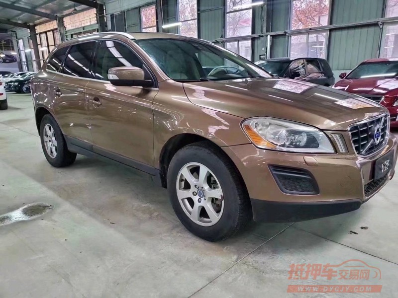 济宁10年沃尔沃XC602