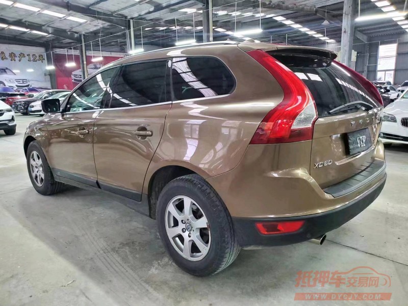 济宁10年沃尔沃XC608