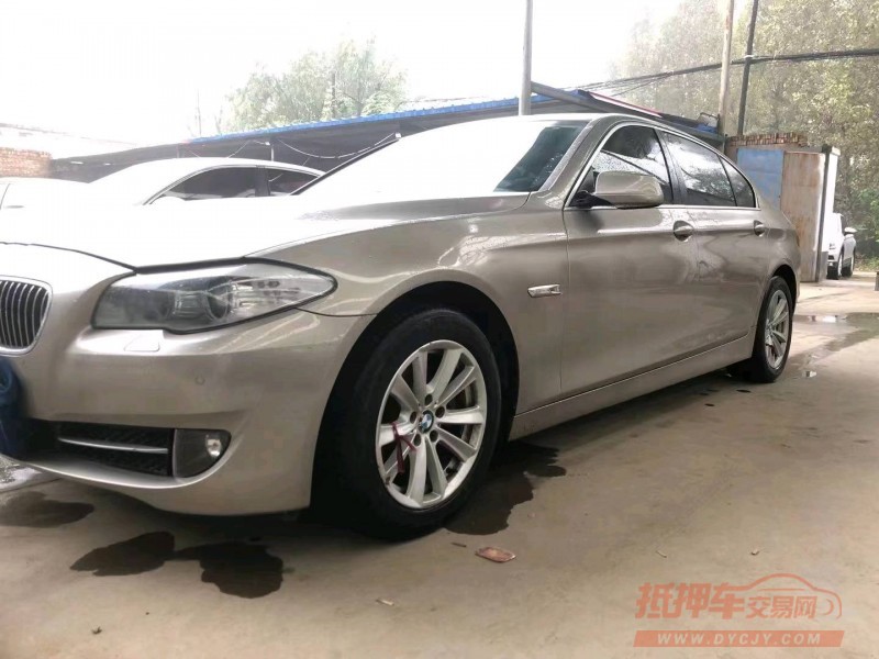 保定12年宝马5系3