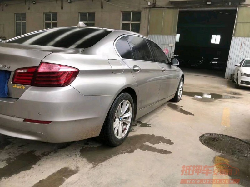 保定12年宝马5系7