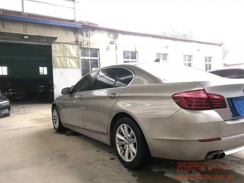 保定12年宝马5系8