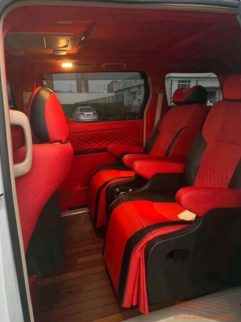 济宁14年丰田埃尔法8