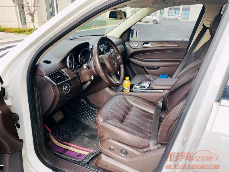 青岛17年奔驰GLE3