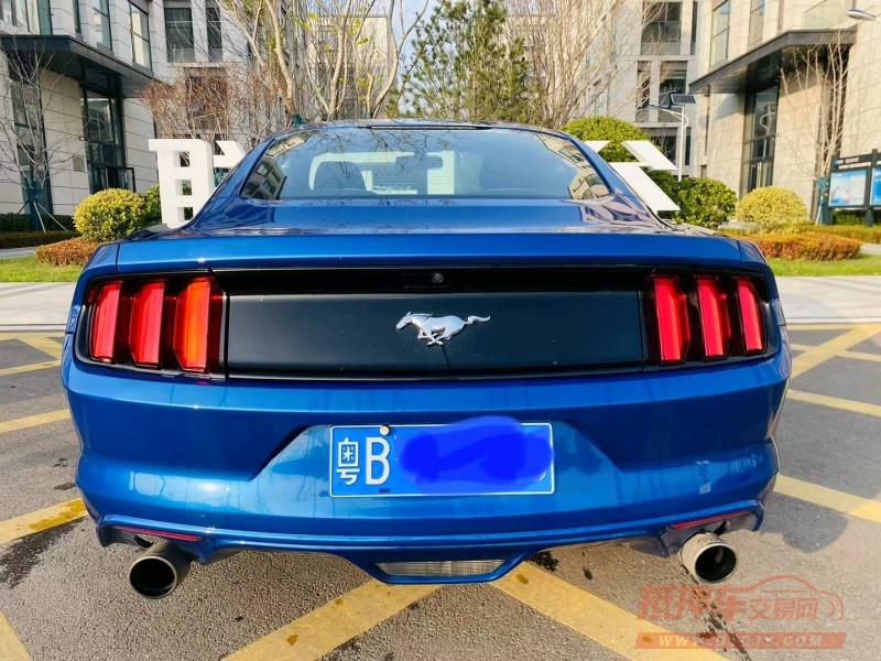 青岛17年福特野马3