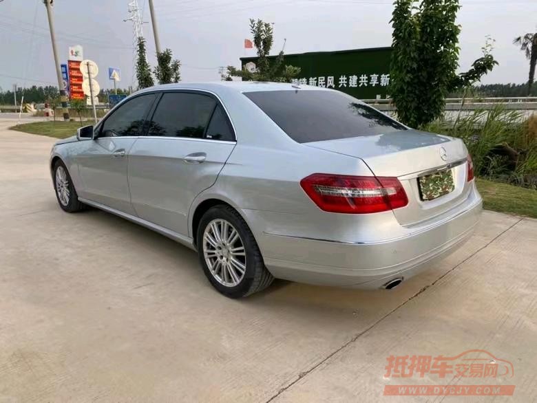 徐州13年奔驰E8