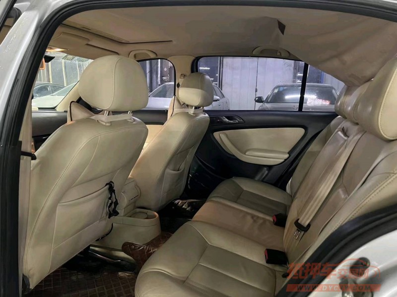 济宁12年大众朗逸4