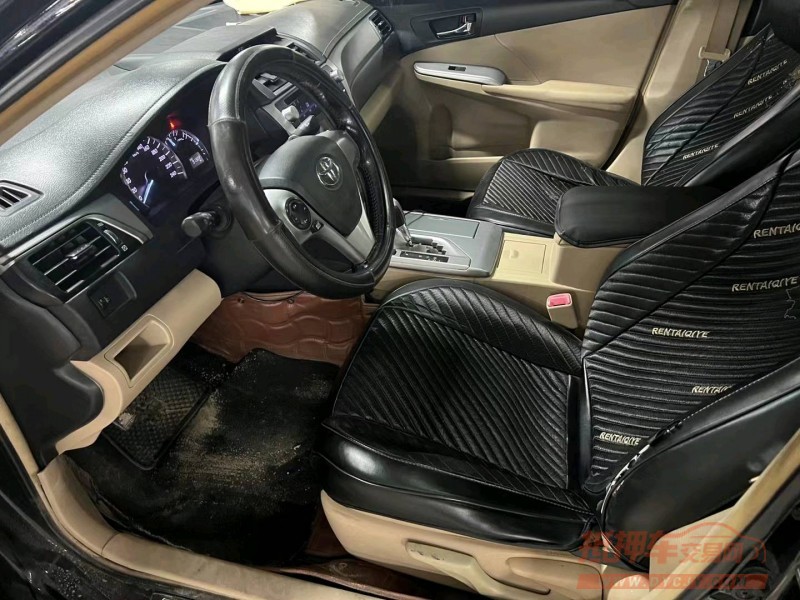 济宁13年丰田凯美瑞6