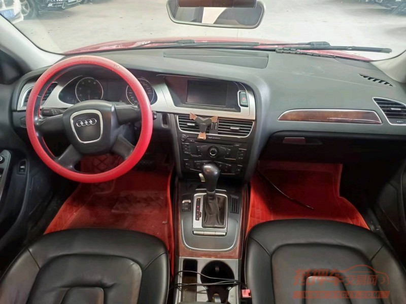 济宁11年奥迪A44