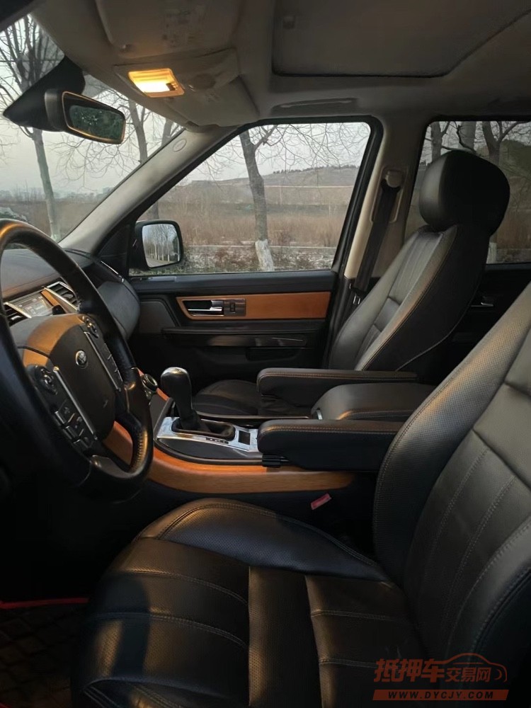 徐州12年路虎揽胜运动9