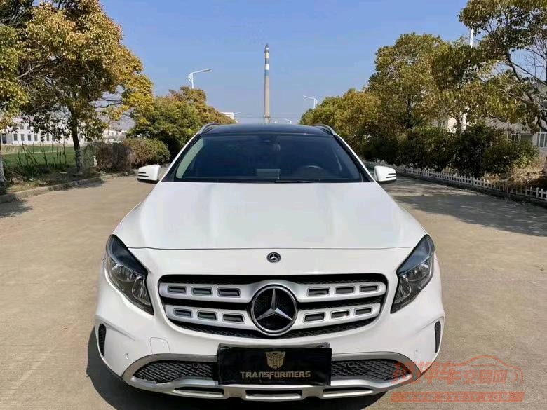 盐城18年奔驰GLA1