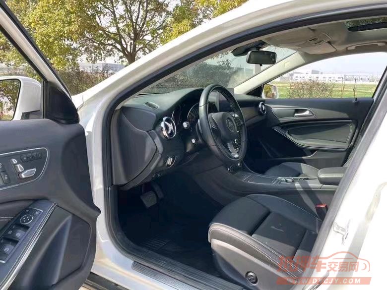 盐城18年奔驰GLA6