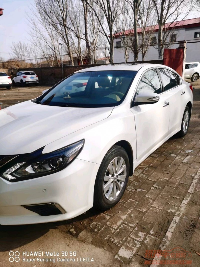 保定17年日产天籁2