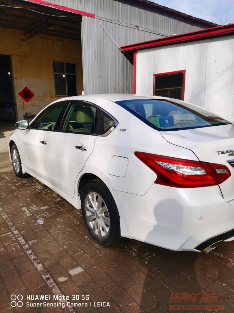 保定17年日产天籁7