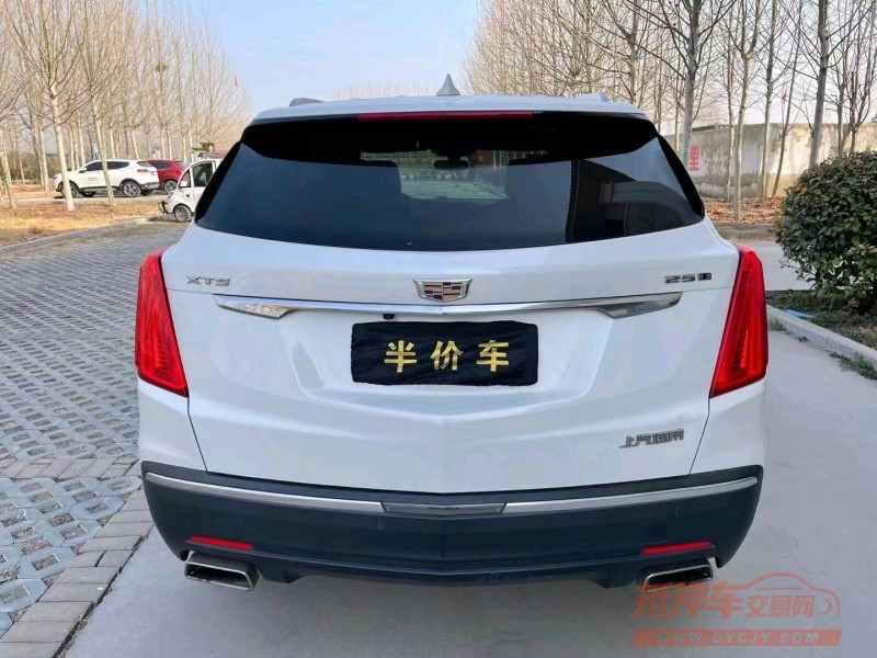 枣庄17年凯迪拉克XT52