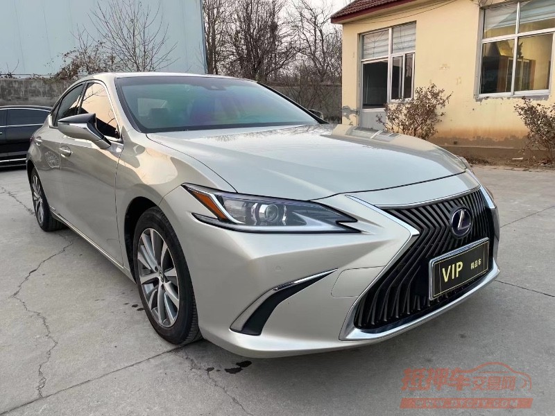 潍坊19年雷克萨斯ES5