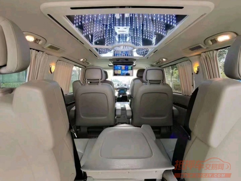 常州12年奔驰唯雅诺4