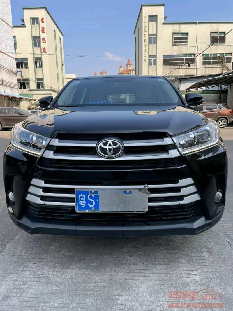 中山21年丰田汉兰达1