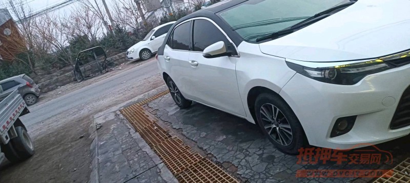 北京15年丰田雷凌2