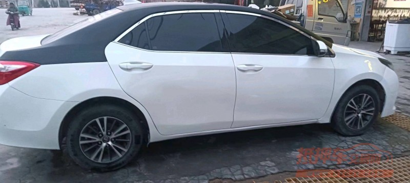 北京15年丰田雷凌4