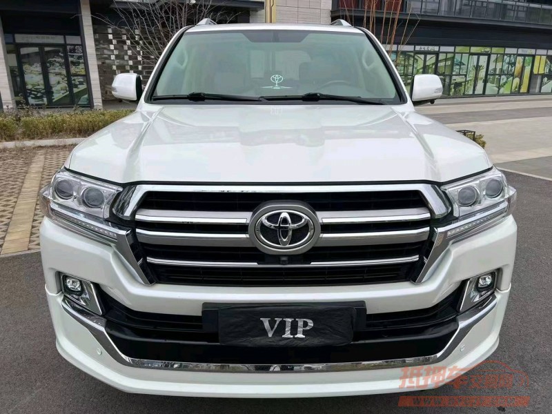 济宁20年丰田兰德酷路泽1