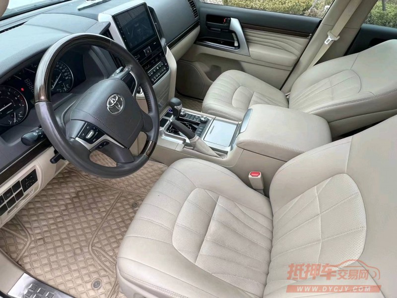 济宁20年丰田兰德酷路泽4
