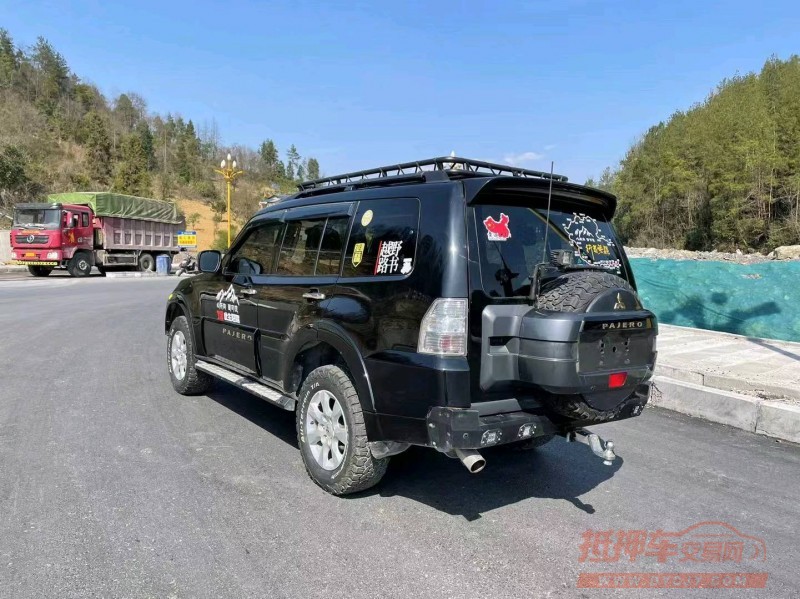 宜昌15年三菱帕杰罗6