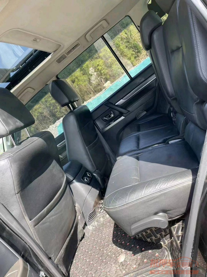 宜昌15年三菱帕杰罗8