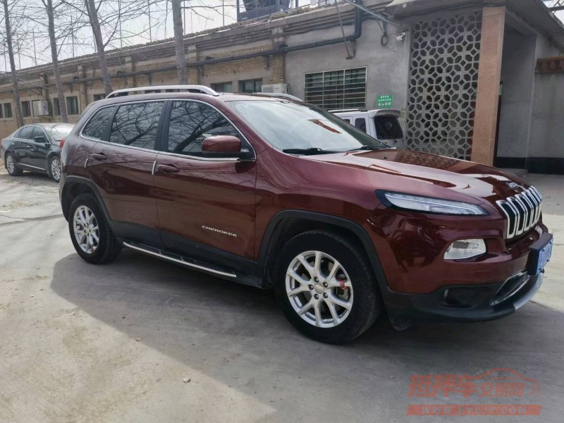 保定18年Jeep自由光3