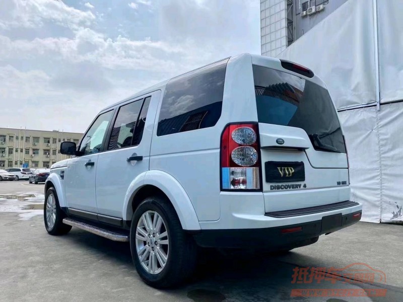 广州11年路虎发现7