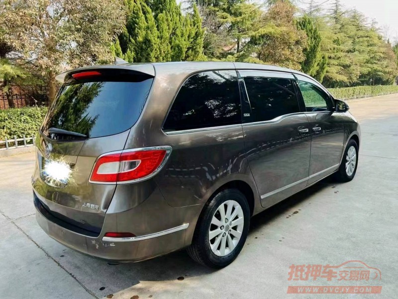 东营13年别克GL84