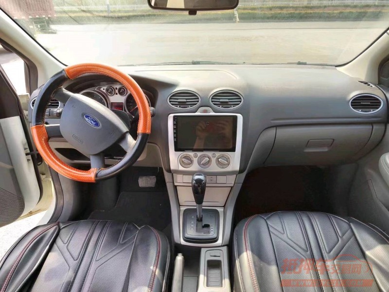 枣庄14年福特福克斯1