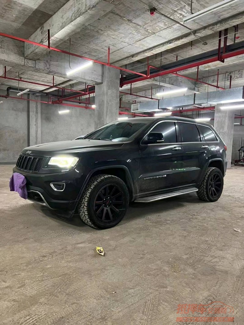 重庆15年Jeep大切诺基2