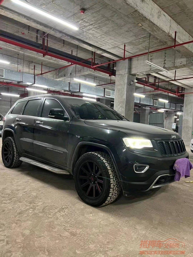 重庆15年Jeep大切诺基3