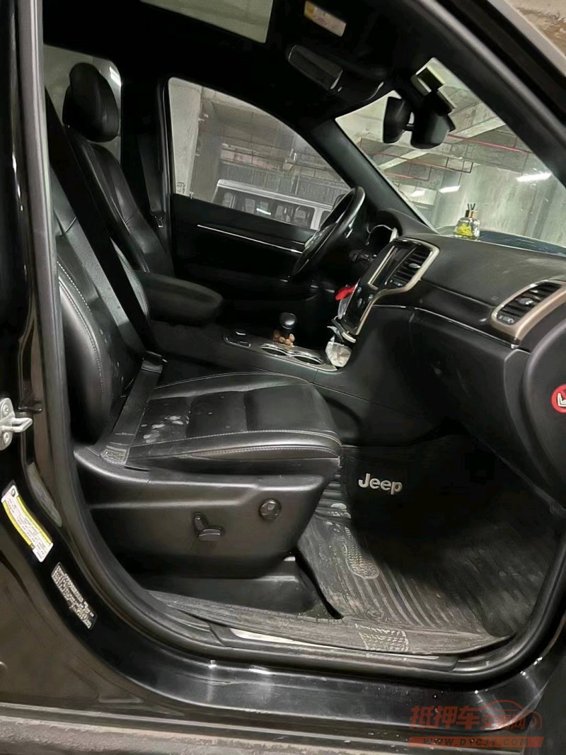 重庆15年Jeep大切诺基7