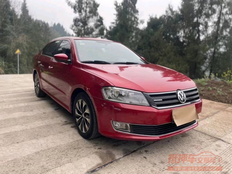 重庆14年大众朗逸8