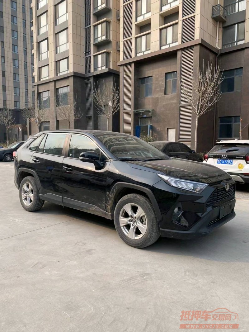 青岛21年丰田RAV4荣放3
