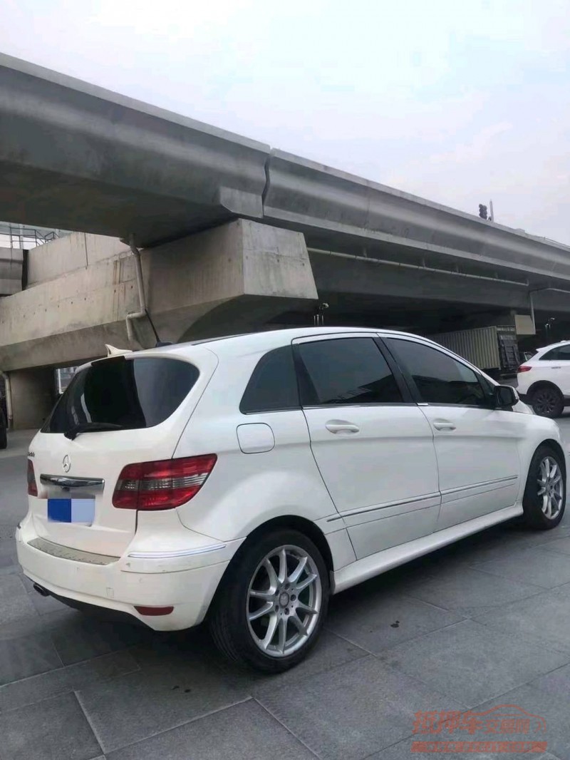 枣庄11年奔驰B4