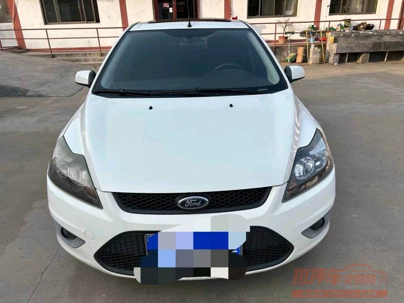 青岛13年福特福克斯1